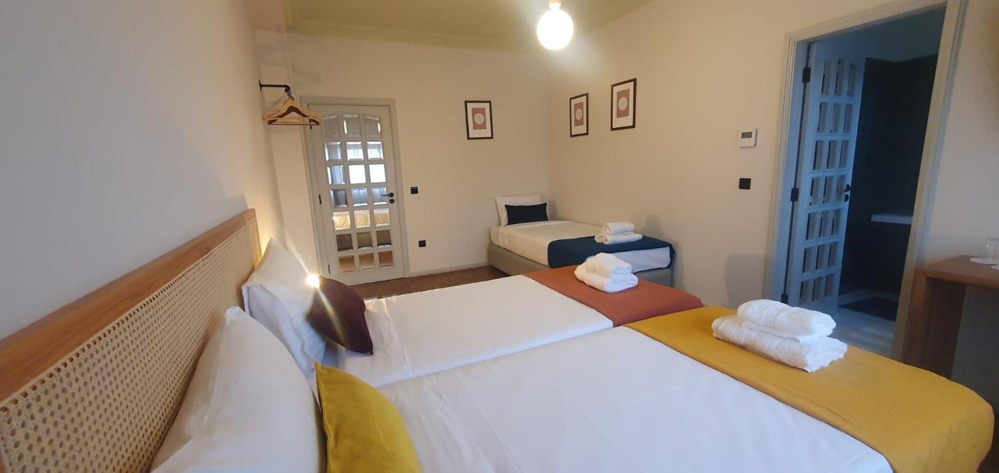 Azurara Guesthouse ภายนอก รูปภาพ
